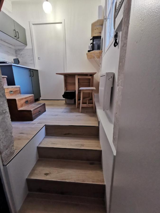 Studio En Duplex Dans Un Hotel Particulier Καν Εξωτερικό φωτογραφία
